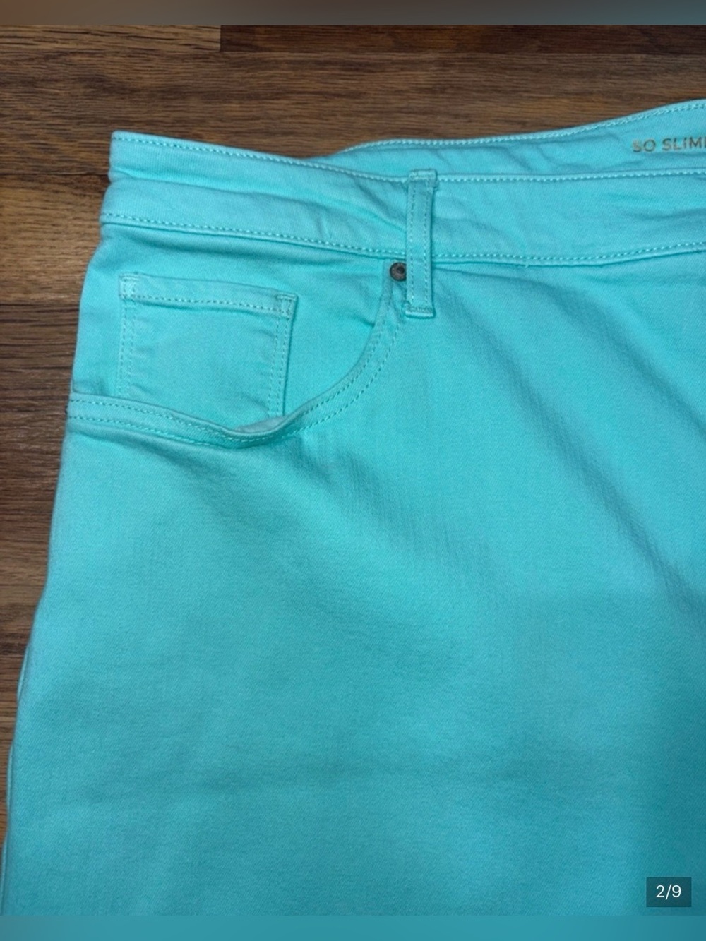CHICOS So Slimming Girlfriend Jean Shorts. Size 4 (20) - Picture 3 of 9